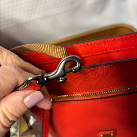 Dooney & Bourke Small Zip Convertible Crossbody/Shoulder Bag NWT - Picture 9 of 14